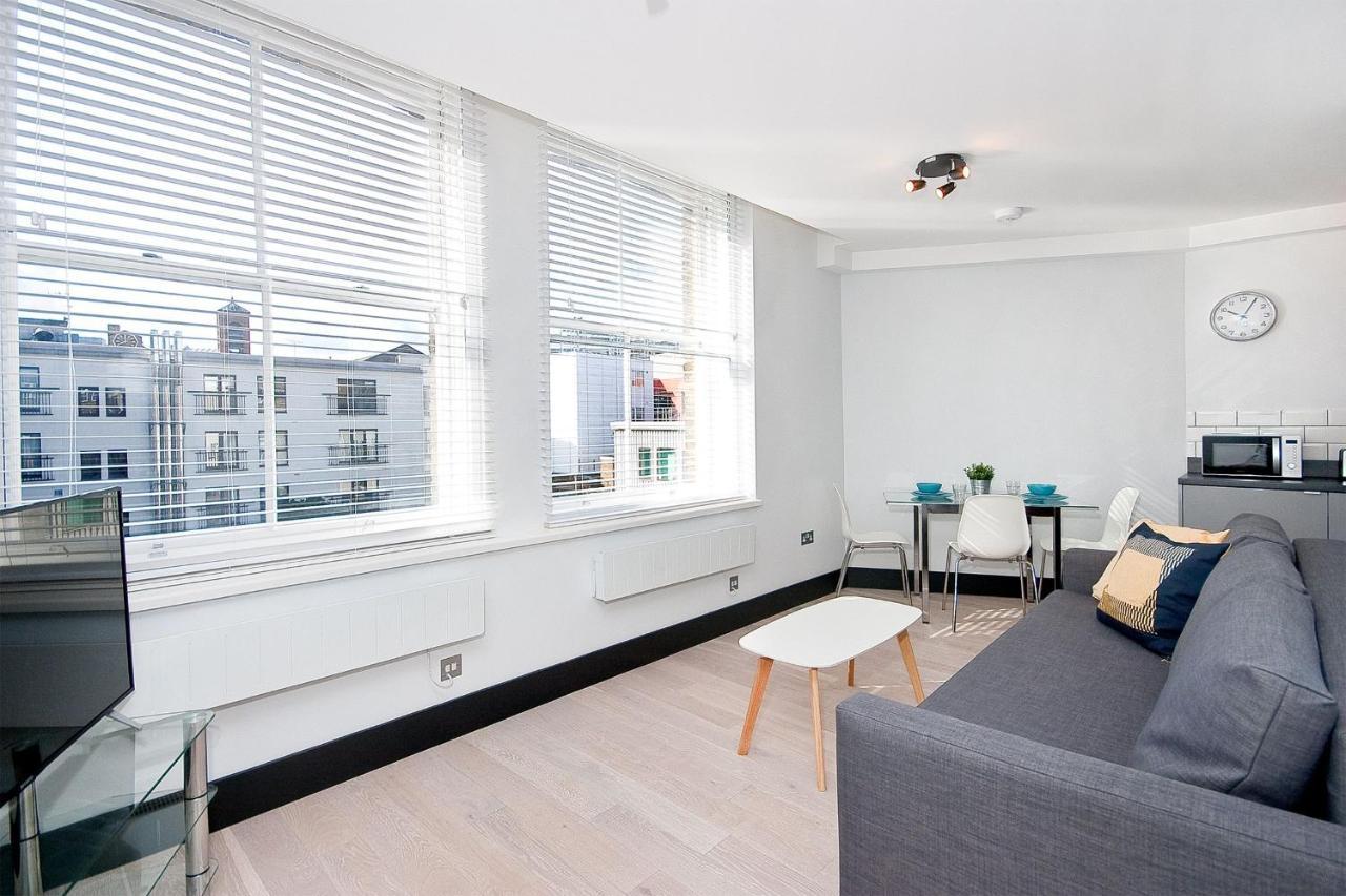 Heinze Flat 402 - One Bedroom Fourth Floor Flat By City Living לונדון מראה חיצוני תמונה